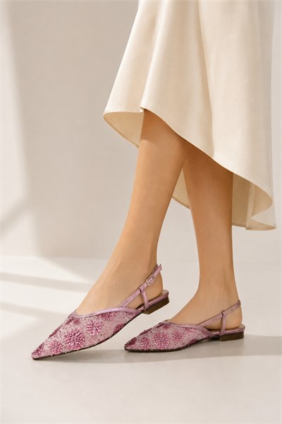 EFTELYA Kadın Pembe Çiçek İşlemeli Tül Sivri Burun Slingback Babet Ayakkabı