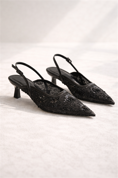 ROSABELLA Kadın Siyah Pul Boncuk İşlemeli Tül Detaylı İnce Topuklu Slingback Abiye Ayakkabı