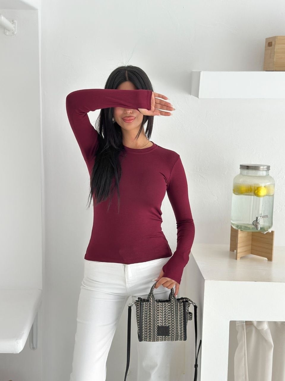 LARA BADY BORDO