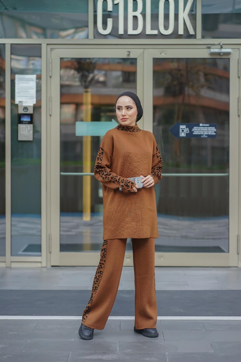 Desenli Şerti Tunik Pantolon 2'li Triko Takım 8897 Taba