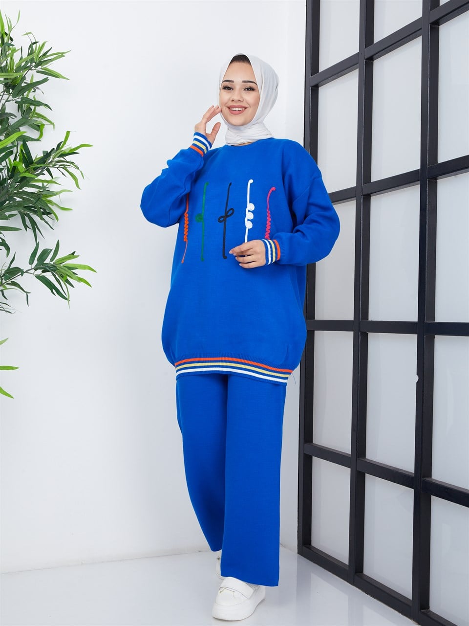 Nakış Detaylı Tesettür Triko Takım 2296 Saks