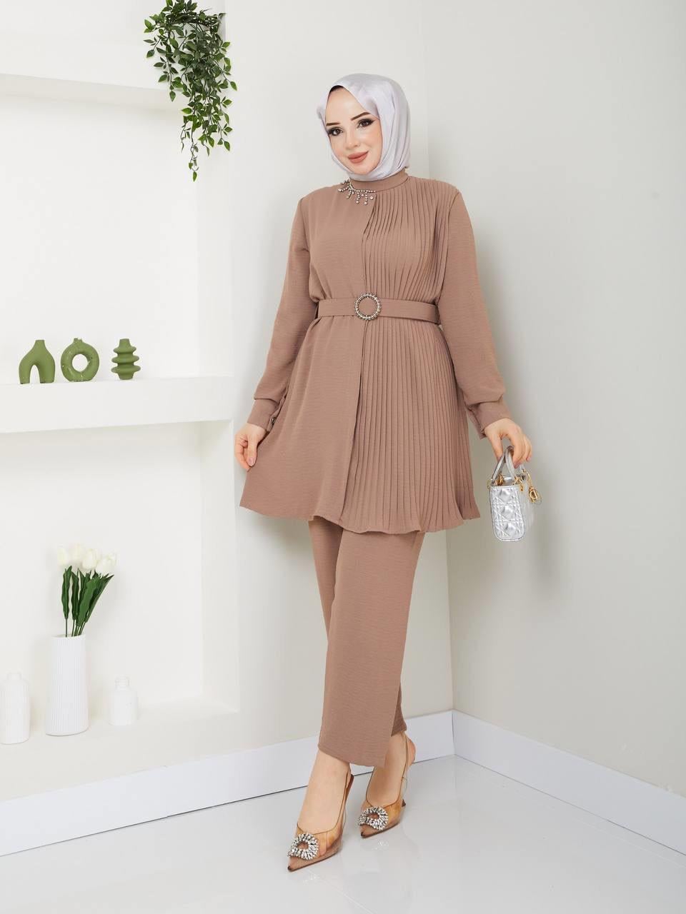 Yakası Taşlı Piliseli Tunik Pantolon Tesettür Kombin 5036 Bej