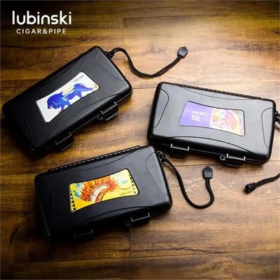 Lubinski Seyahat Puro Kutusu Humidor Kırılmaz Plastik Siyah Lion Logo 5s