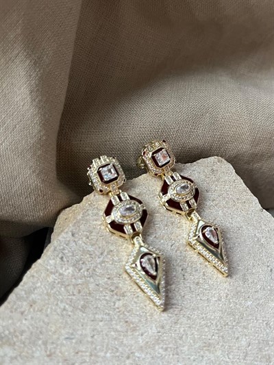 Antik Bordo Sarkıt Küpe
