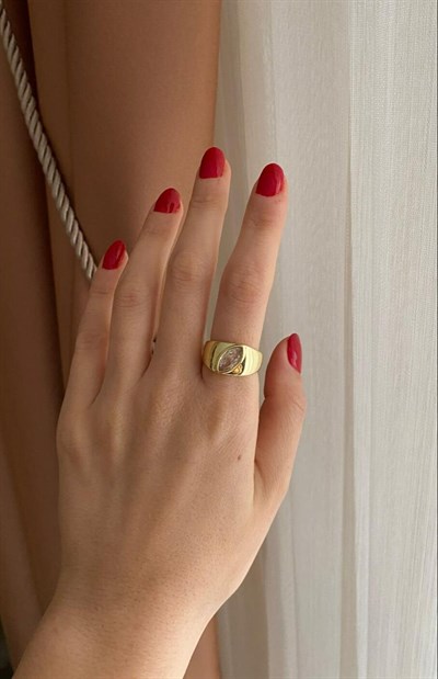 Oval Taşlı Gold Yüzük