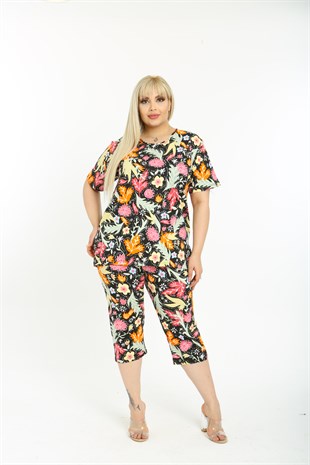 Kadın Büyük Beden Pijama Takımı Renkli Çiçekli