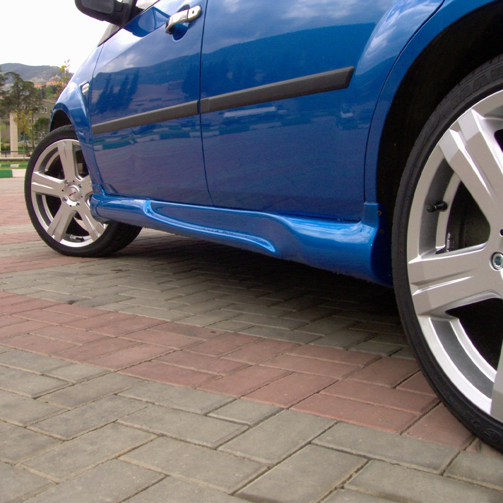 Ford Fiesta V Yan Marşpiel 2002-2007 Yılı ve Arasına Uyumludur