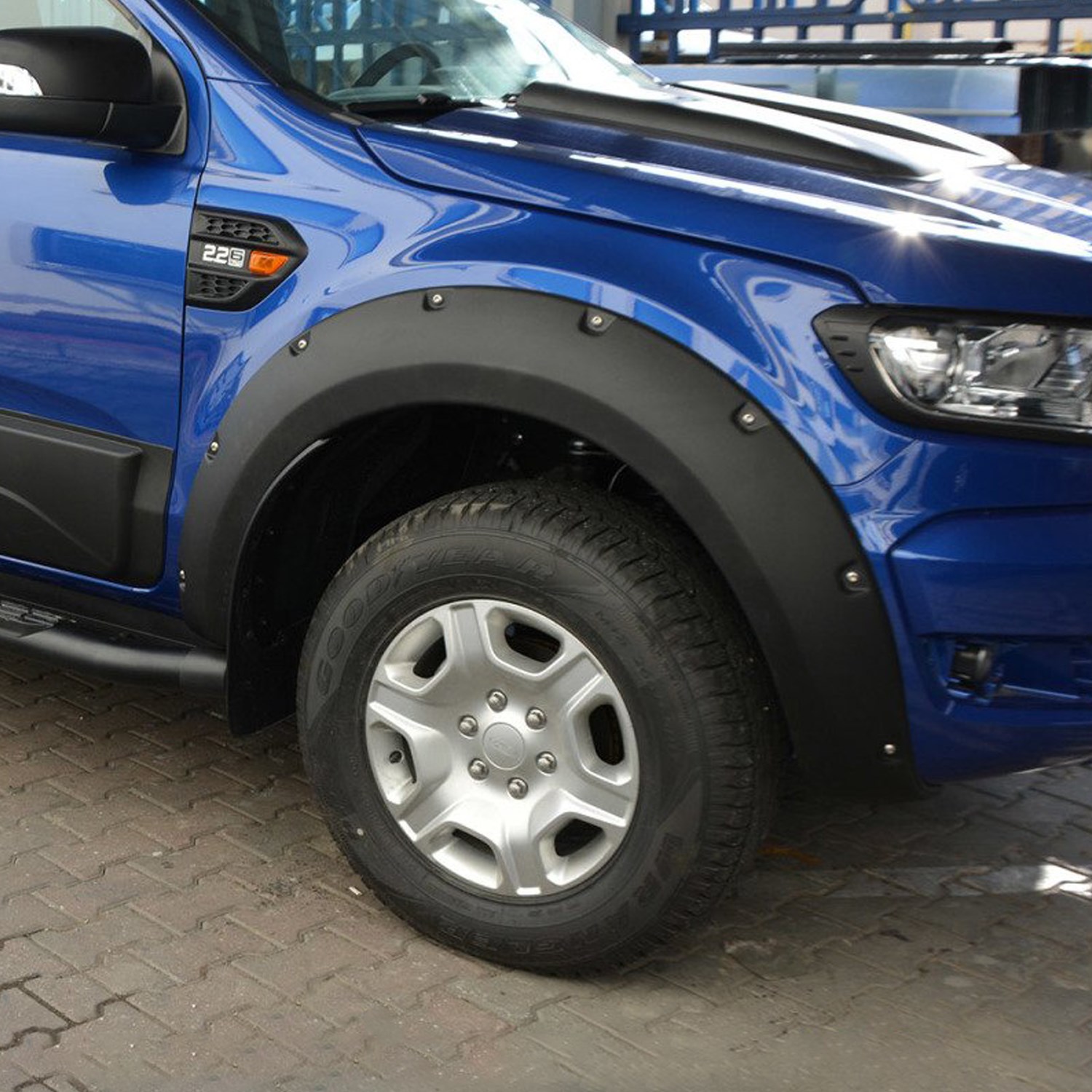 Ford Ranger Vidalı Çamurluk Dodikleri 2015 Yılı ve Sonrasına Uyumludur