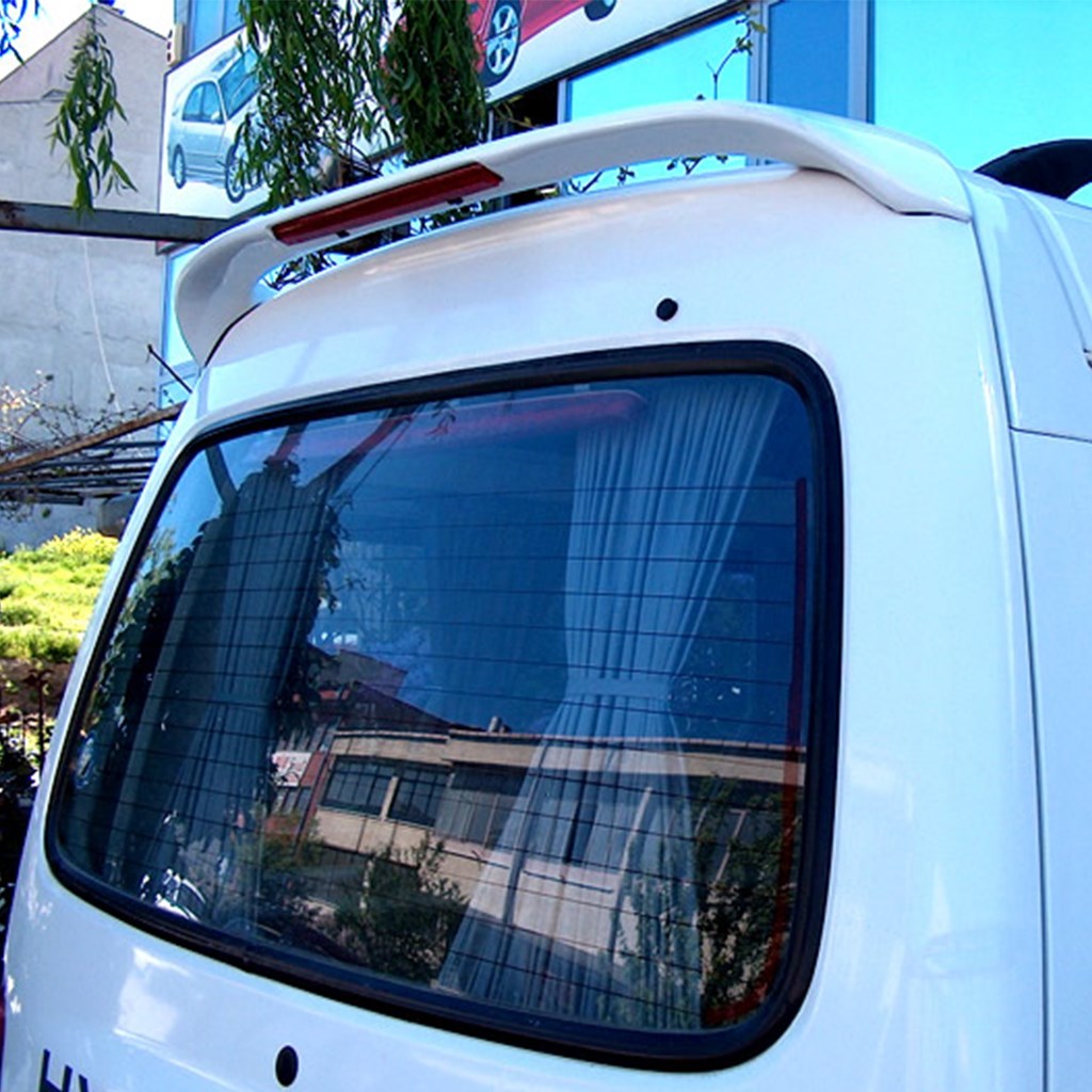 Hyundai H100 Minibüs Işıklı Spoiler 1994 Yılı ve Sonrasına Uyumludur