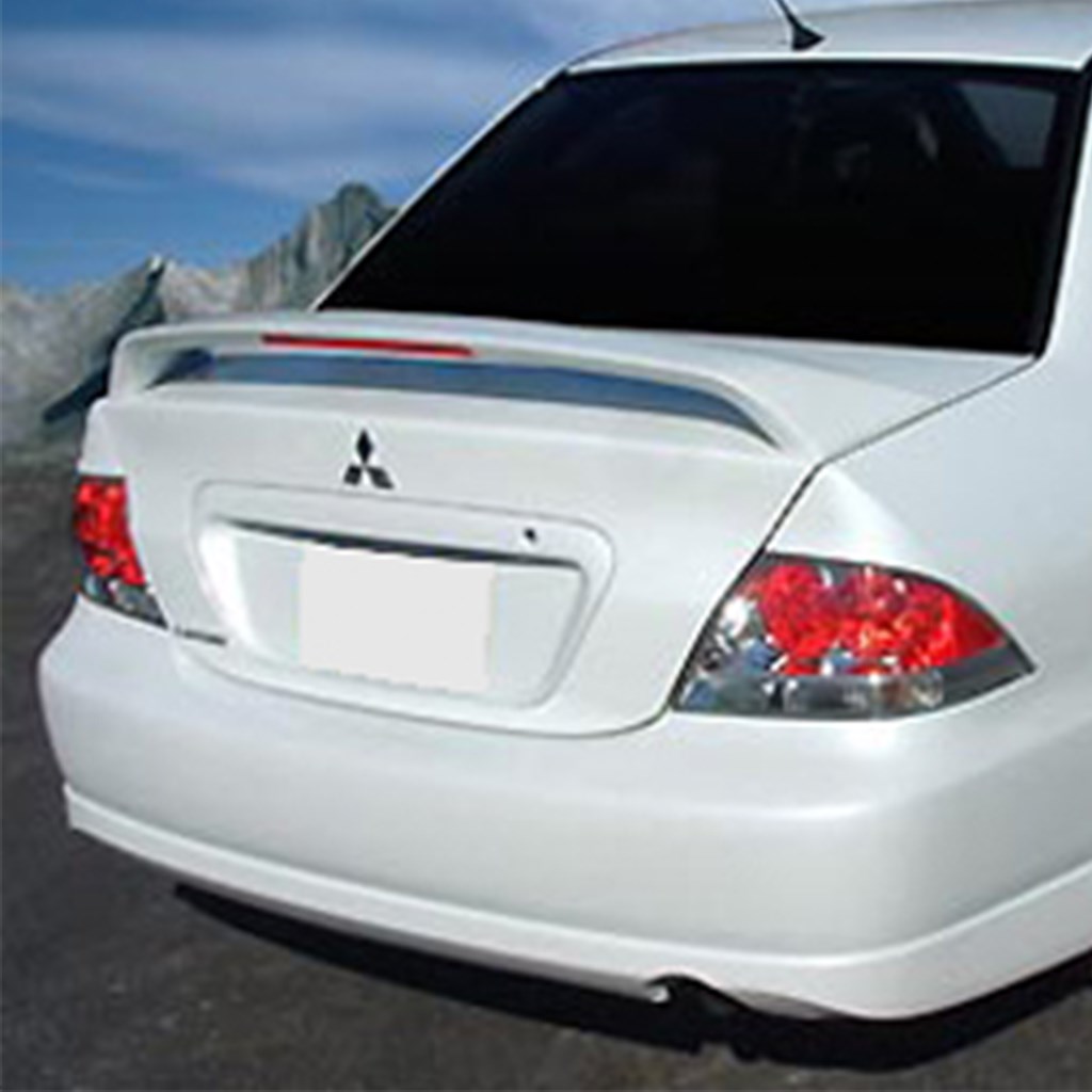 Mitsubishi Lancer Işıklı Spoiler 2004-2008 Yılı ve Arasına Uyumludur