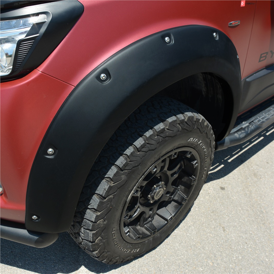 Nissan Navara Çift Depolu Vidalı Çamurluk Dodik 2016 Yılı ve Sonrasına Uyumludur