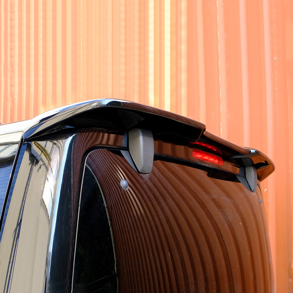 Peugeot Expert Traveller Arka Cam Açılır Spoiler 2017 Yılı ve Sonrasına Uyumludur