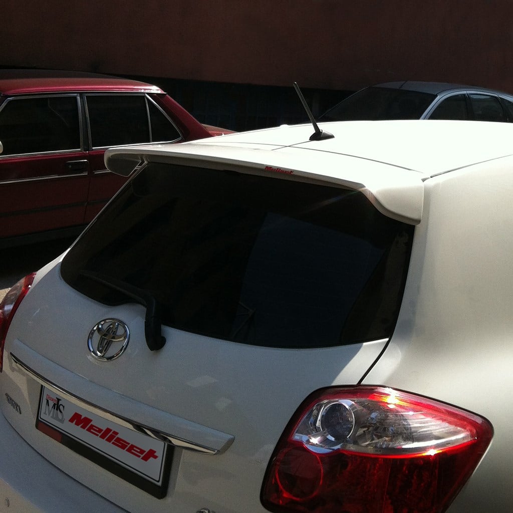 Toyota Auris Spoiler 2009-2011 Yılı ve Arasına Uyumludur
