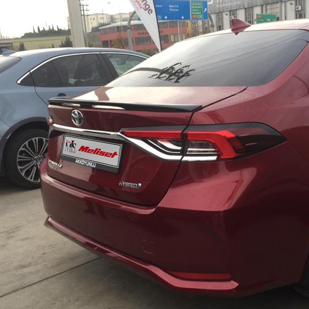 Toyota Corolla Sport Anatomik Spoiler 2019 Yılı ve Sonrasına Uyumludur