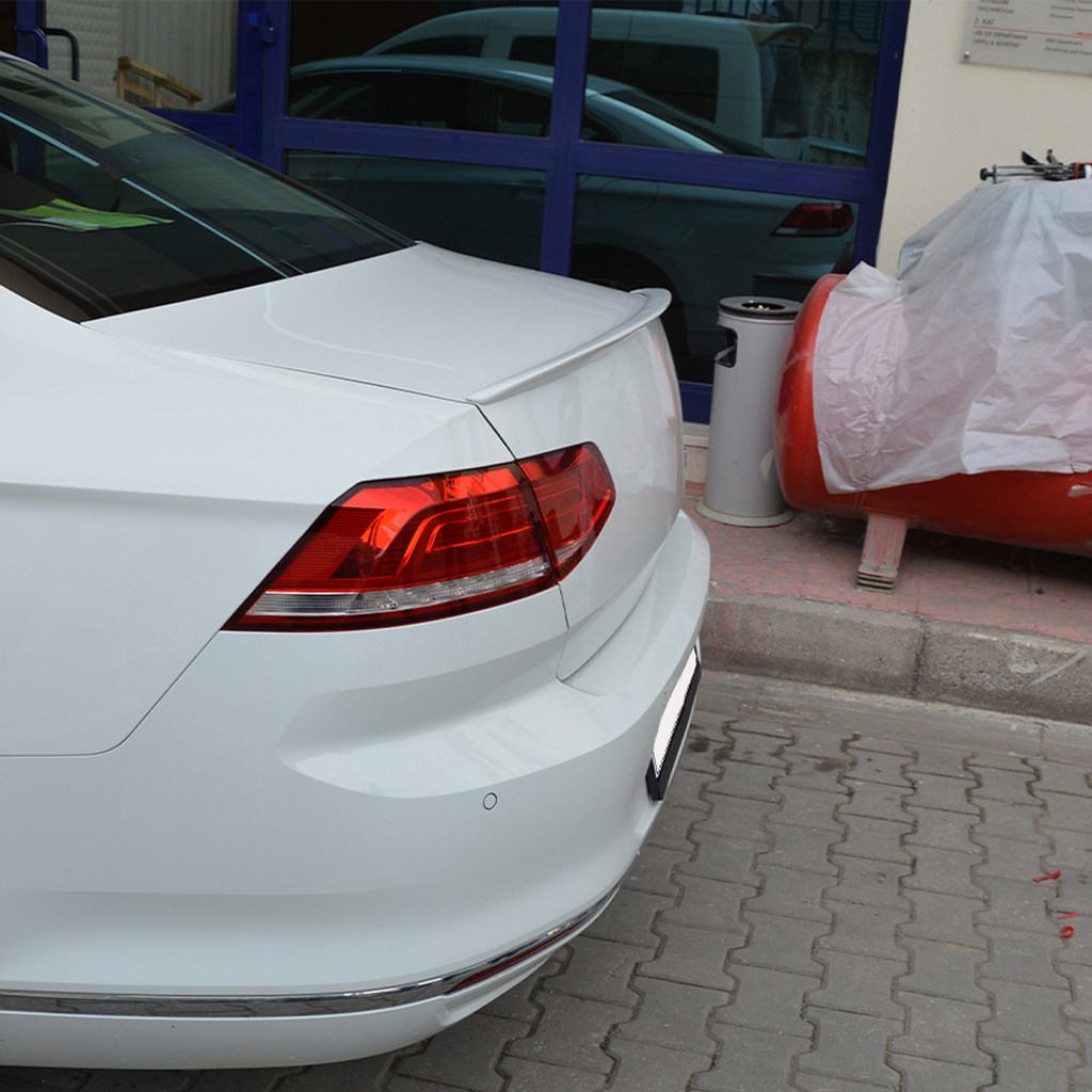 Volkswagen Passat Anatomik Spoiler 2015 Yılı ve Sonrasına Uyumludur