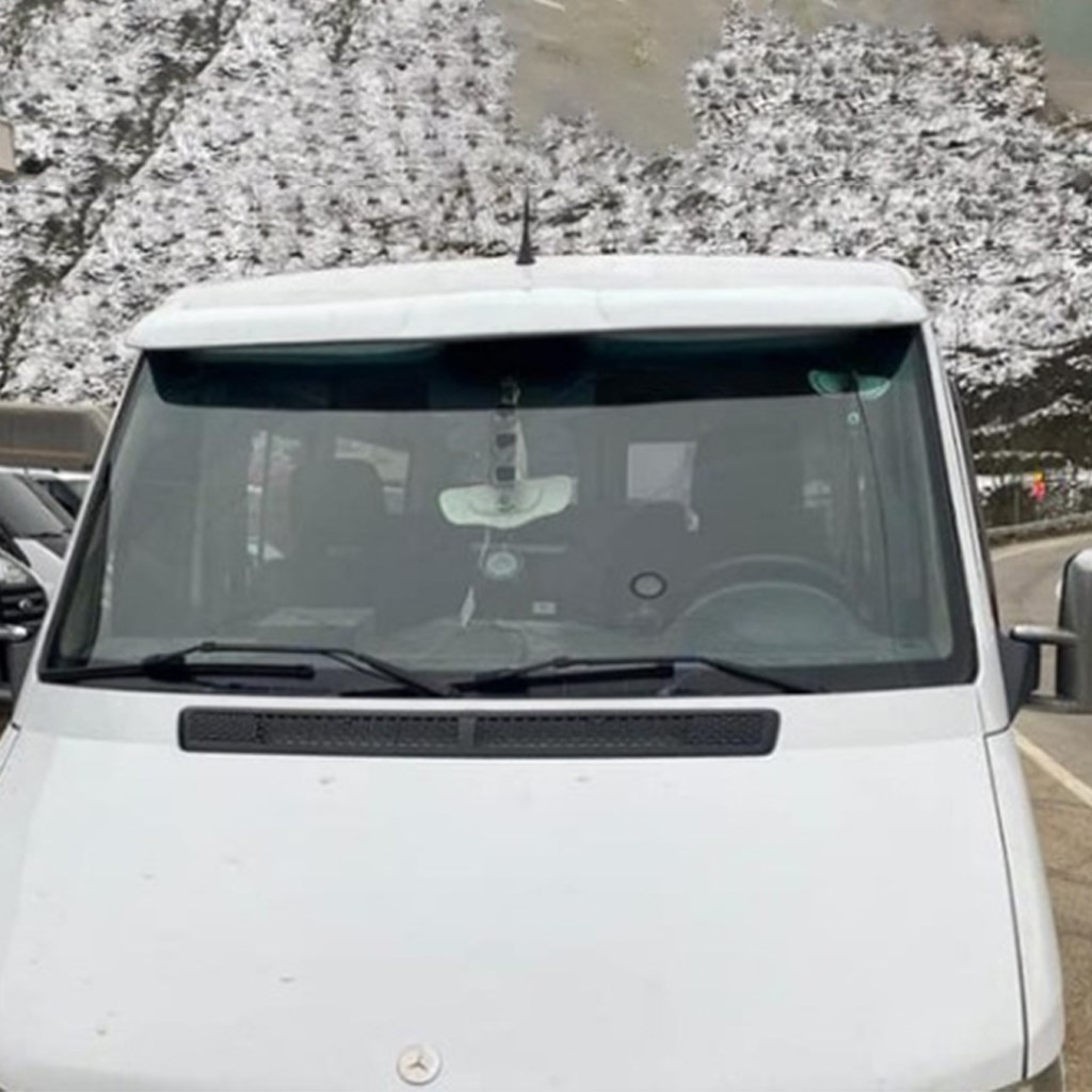 Volkswagen Volt LT 35 Yapıştırma Ön Cam Güneşlik 1998-2006 Yılı ve Arasına Uyumludur