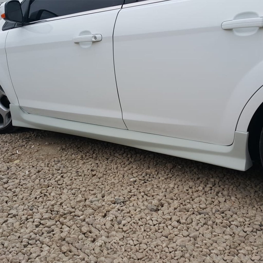 Ford Focus 2 HB Yan Marşpiyel 2005-2011 Yılı ve Arasına Uyumludur