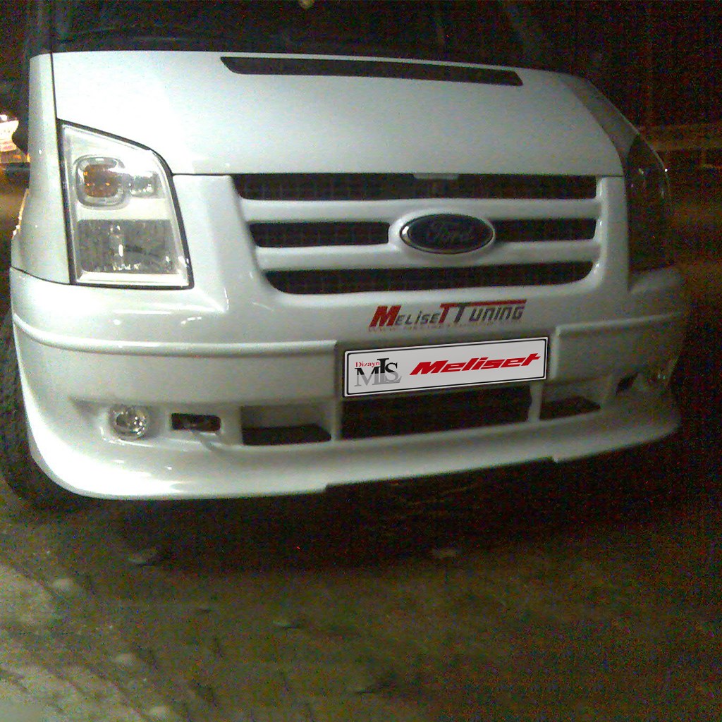 Ford Transit Panjurlu Ön Tampon Geçme 2007-2013 Yılı ve Arasına Uyumludur