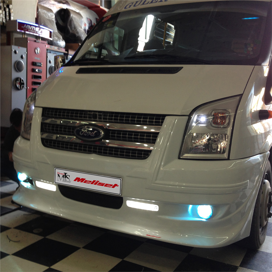 Ford Transit Sisli ledli Ön Tampon Geçme 2007-2013 Yılı ve Arasına Uyumludur