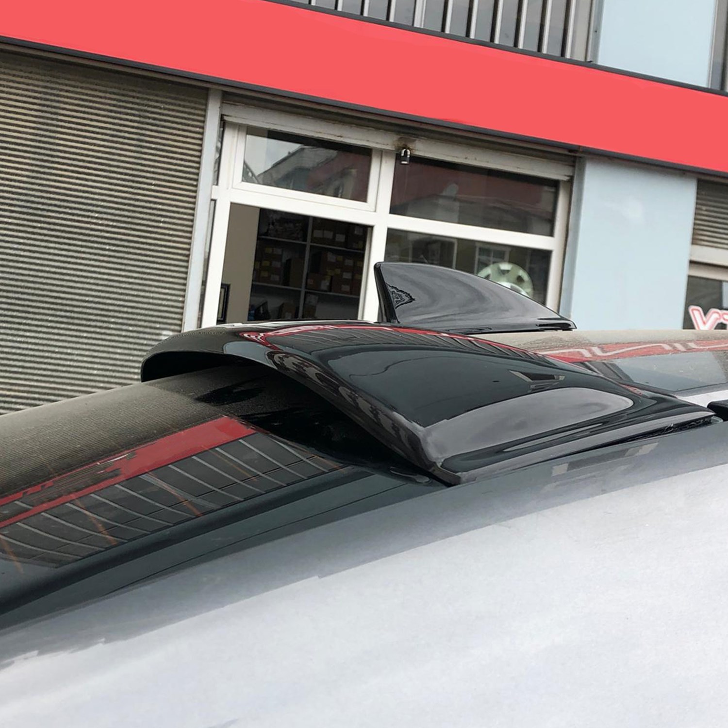 Honda Civic İnce Model Arka Cam Üstü Spoiler 2006-2012 Yılı ve Arasına Uyumludur