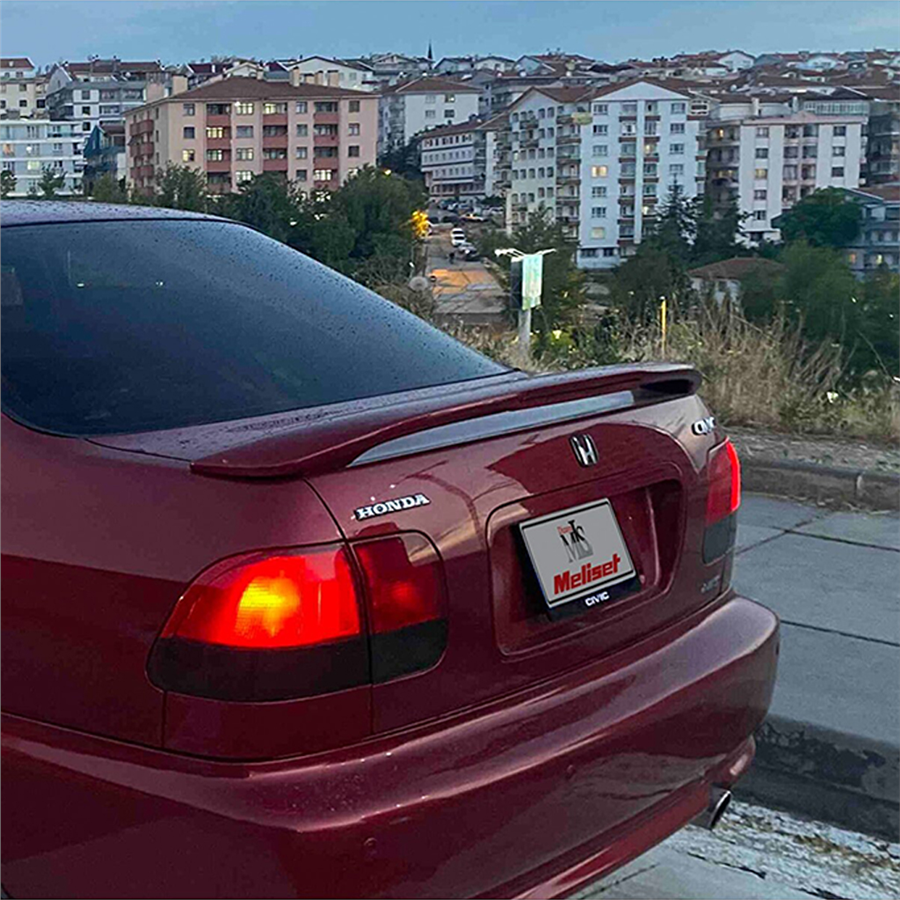 Honda Civic Işıklı Spoiler 1998-2001 Yılı ve Arasına Uyumludur