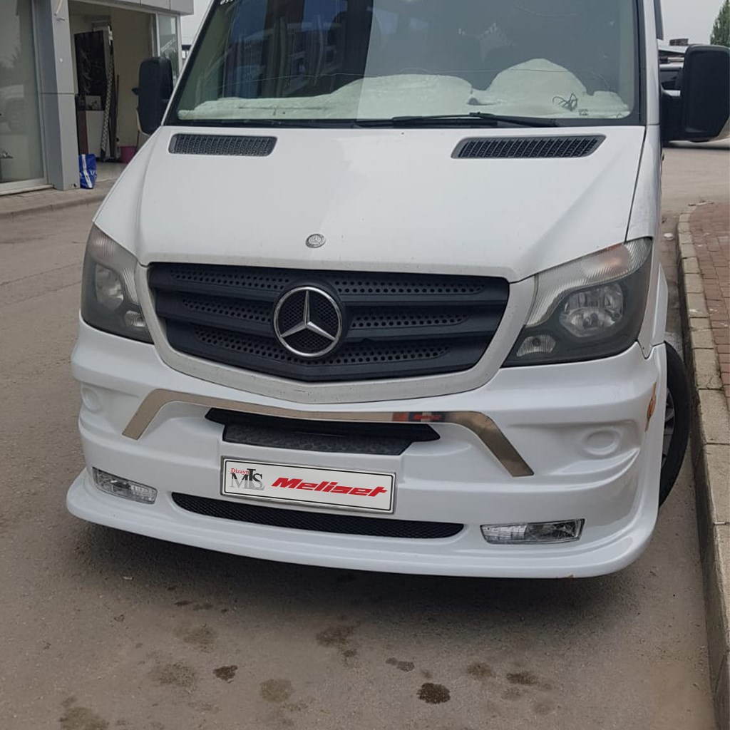 Mercedes Sprinter W906 Facelift Era Sisli Flaplı Ön Tampon Geçme 2014-2018 Yılı ve Arasına Uyumludur