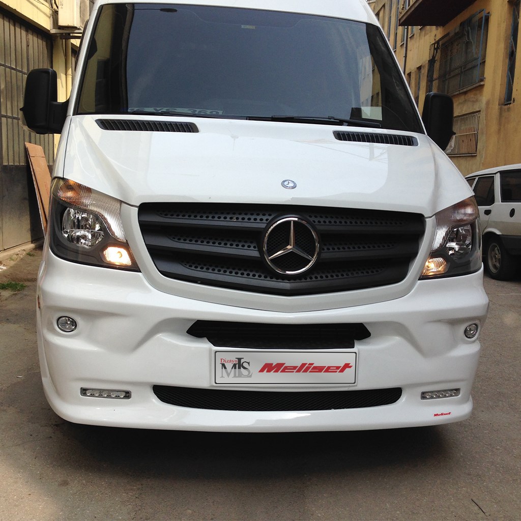 Mercedes Sprinter W906 Facelift Sissiz ledli Ön Tampon Geçme 2014-2018 Yılı ve Arasına Uyumludur