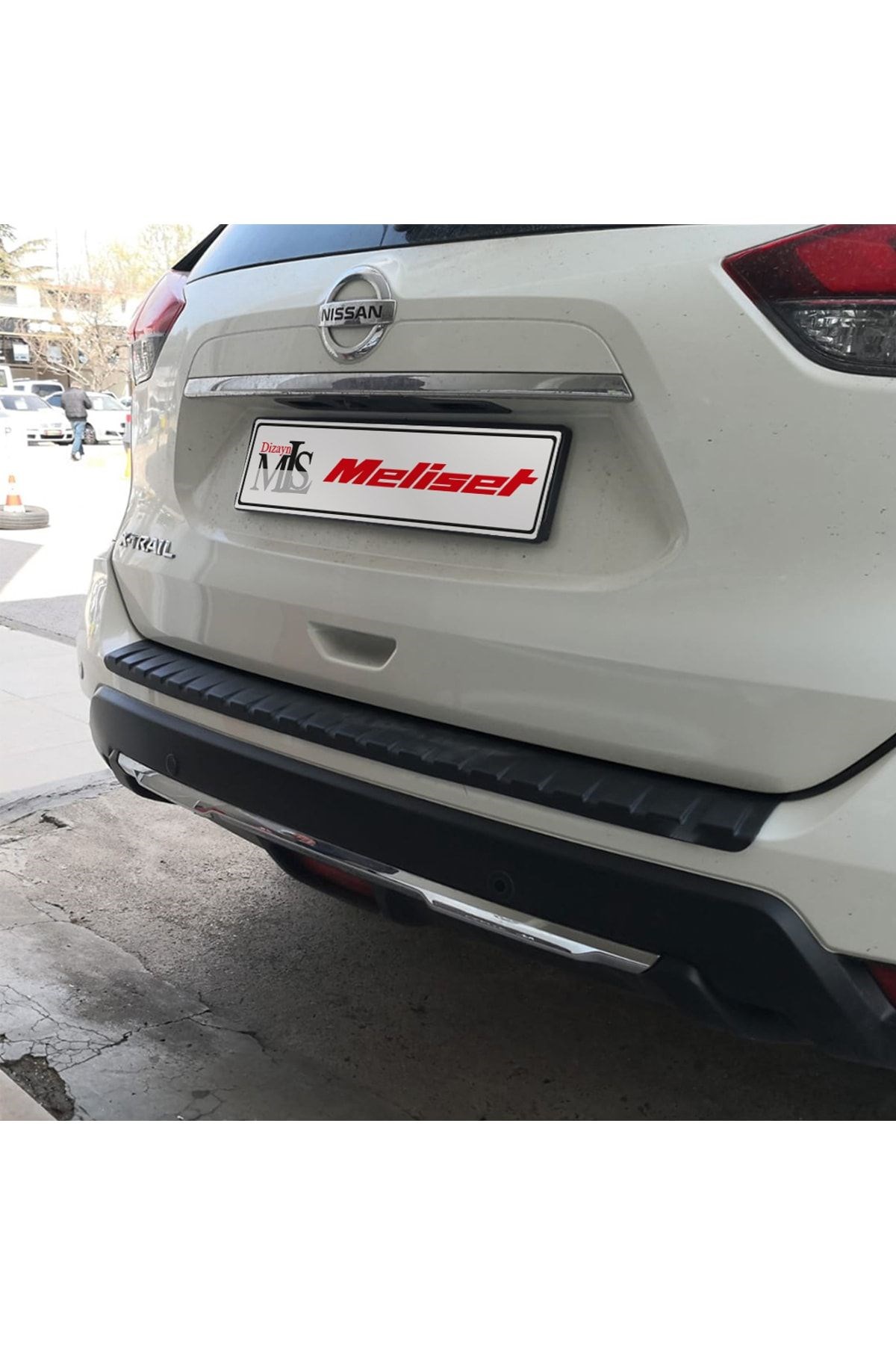 Nissan X-trail Arka Tampon Eşiği Mat Siyah 2017-2021 Arası Uyumlu