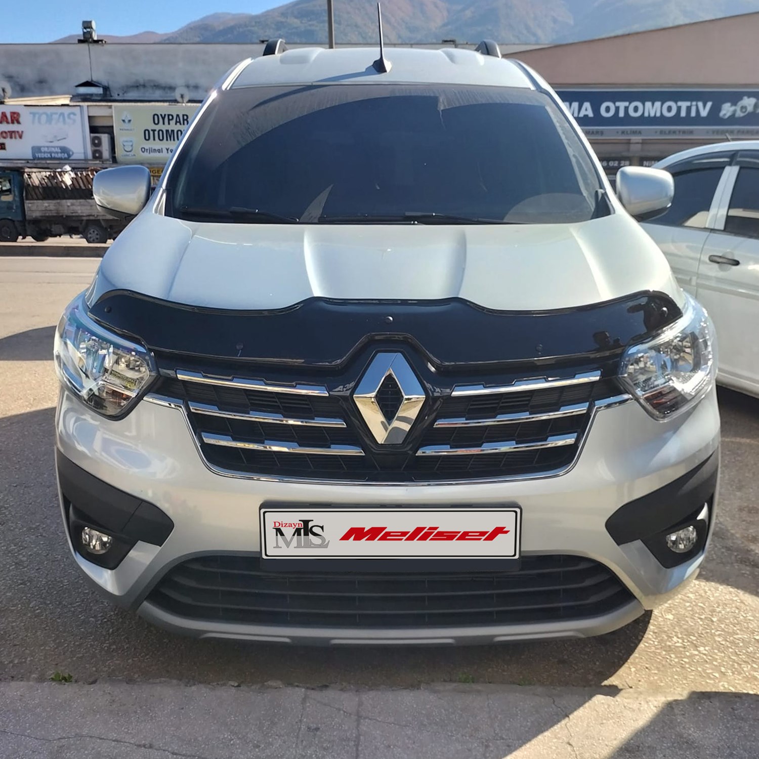 Renault Kangoo Express Ön Kaput Rüzgarlığı 2021 Yılı ve Sonrasına Uyumludur