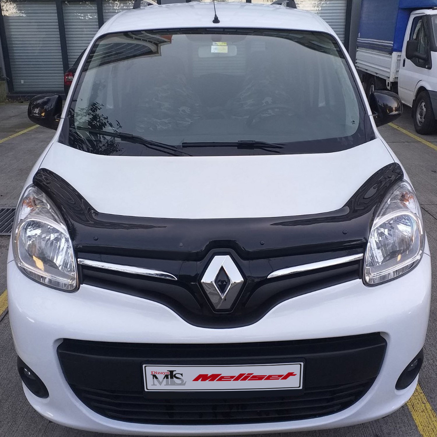 Renault Kangoo Ön Kaput Rüzgarlığı 2013-2021 Yılı ve Arasına Uyumludur