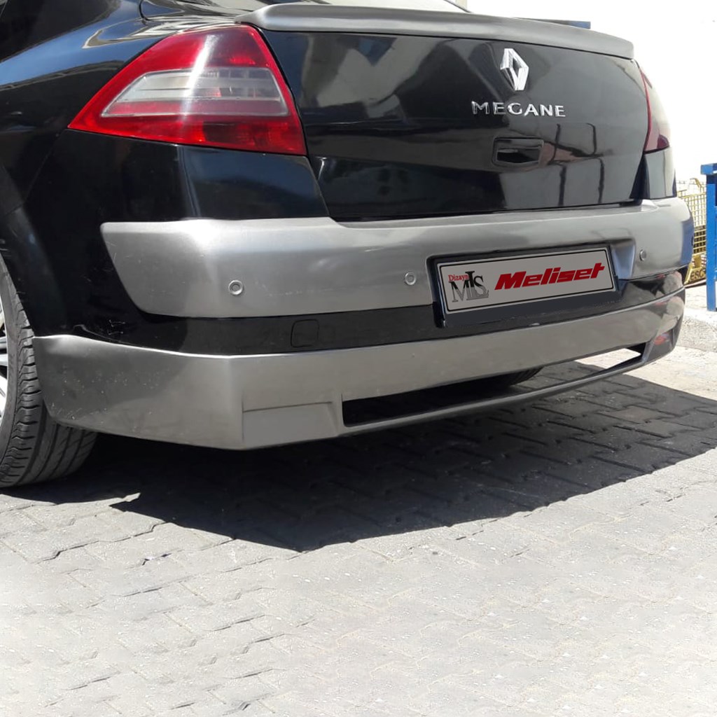 Renault Megane 2 SD Arka Karlık 2004-2010 Yılı ve Arasına Uyumludur