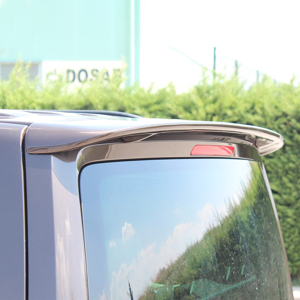 Volkswagen Transporter T6 Düz Model Anatomik Spoiler 2015-2024 Yılı ve Arasına Uyumludur