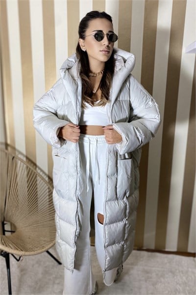 Kadın Gri Kapüşonlu Şişme Uzun Oversize Mont