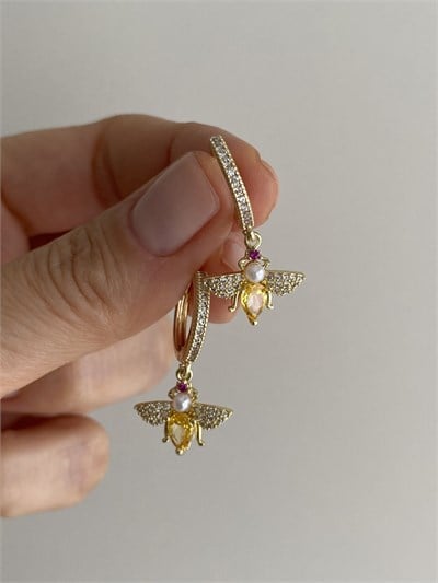 Sallantılı  Kraliçe Arı Halka Küpe