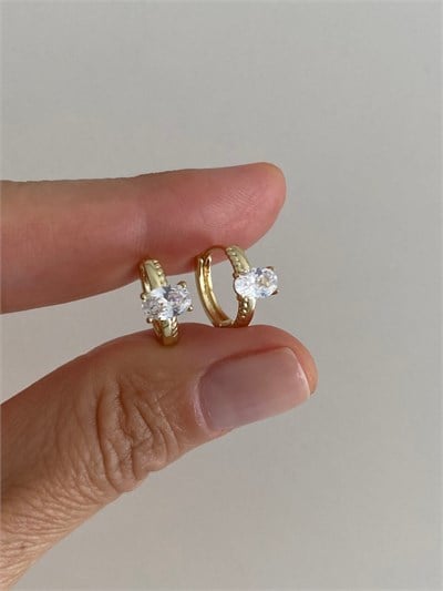 Özel Seri Oval Tek Taşlı Minimal Halka Küpe