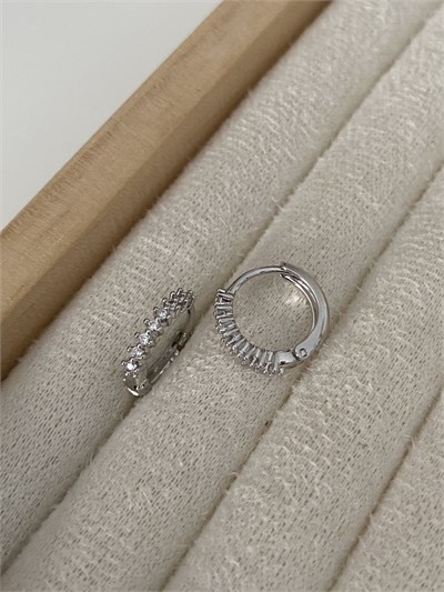 Özel Seri Sıralı Taşlı Minimal Halka Küpe