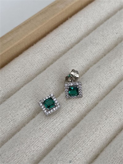 Özel Seri Yeşil Kristal Taşlı Kare Form Minimal Küpe