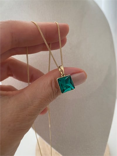 Özel Seri Minimal Yeşil Swarovski Taşlı Kolye