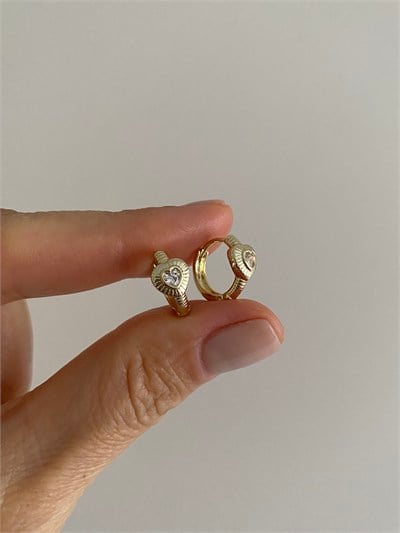 Özel Seri Tek Taş Kalpli Minimal Küpe