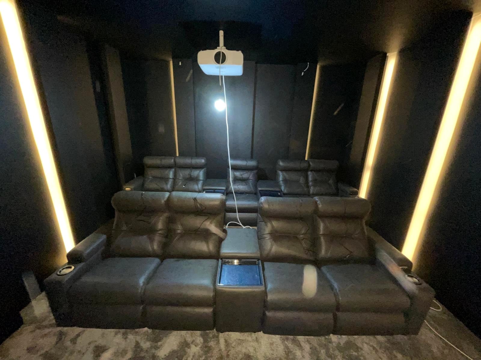 Ev sineması recliner koltukları