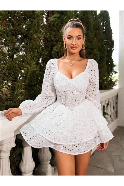Kadın Beyaz Fisto Nakışlı Kare Yaka Korseli Mini Elbise - Kat Kat Etekli Prenses Model