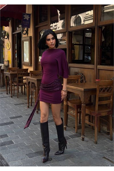 Kadın Payet Detaylı Sırt Dekolteli Geniş Kollu Kuşaklı Mini Elbise