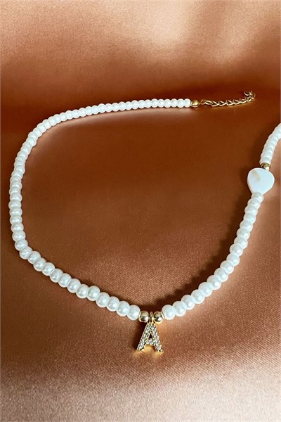 A Letter Pearl Design Necklace