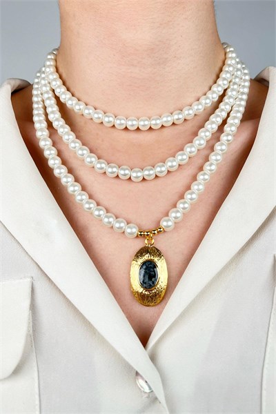 Gold-Plated Triple Pearl Design Necklace with Ends - Black