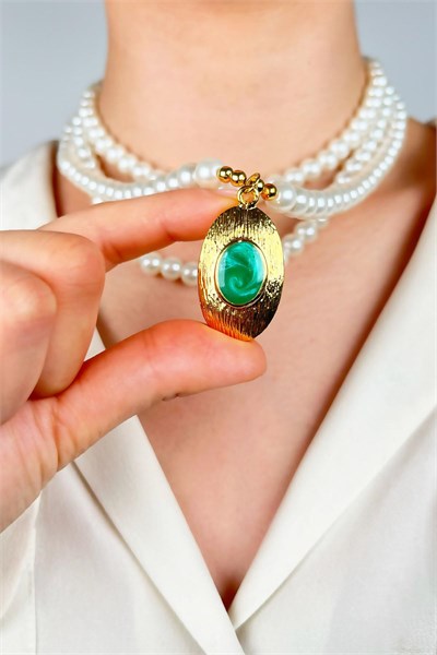 Gold-Plated Triple Pearl Design Necklace with Ends - Green