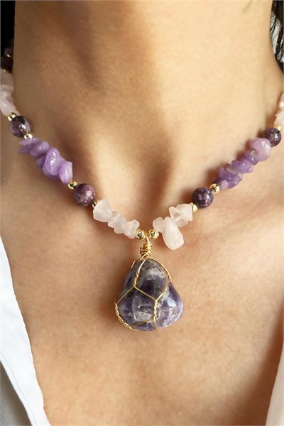 Amethyst and Ceyd Güneş Natural Stone Broken Stone Necklace