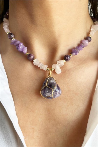 Amethyst and Ceyd Güneş Natural Stone Broken Stone Necklace