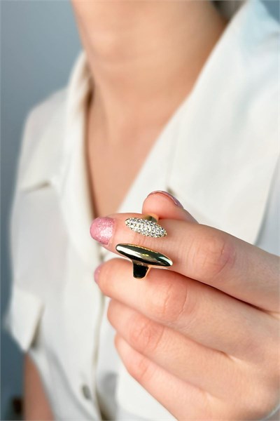 Asymmetric Zircon Stone Split Ring - Gold