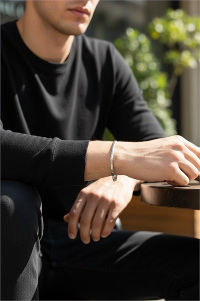 Men’s Stainless Steel Herringbone Chain Bracelet - Silver-Tone, 3 mm, Slim & Elegant Design