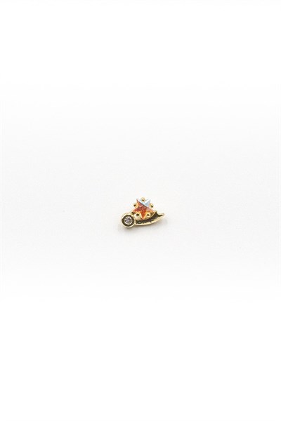 Gold Star Detail Tragus & Helix Piercing – Hypoallergenic, Non-Tarnish, Elegant & Minimal Design
